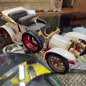 Franklin Mint 1904 Mercedes Simplex 1:24 Scale Car